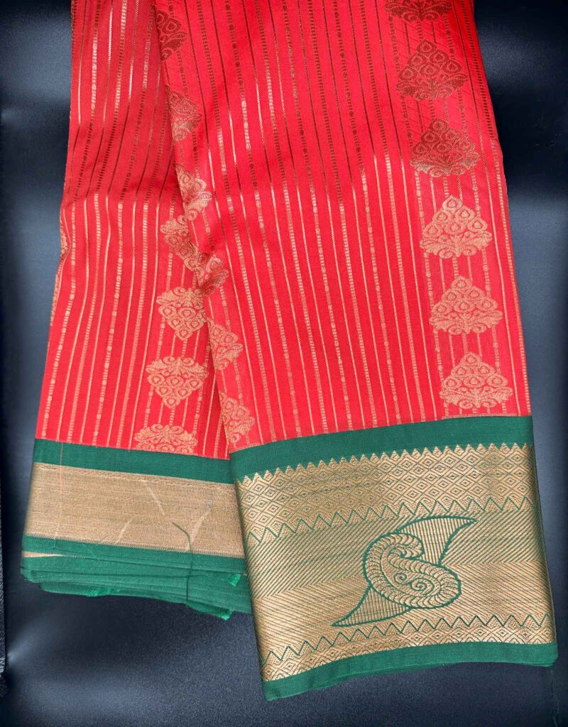 Vairaoosi Saree - Chili Red - Image 2