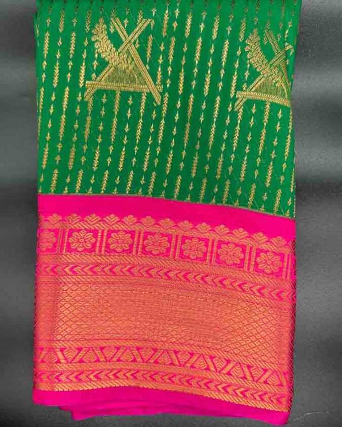 Vairaoosi Saree - Lush Green