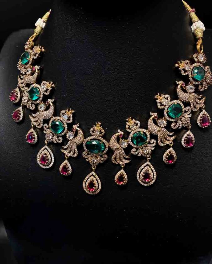 kundan Mossanaite Aqua Green Necklace Set - Image 2