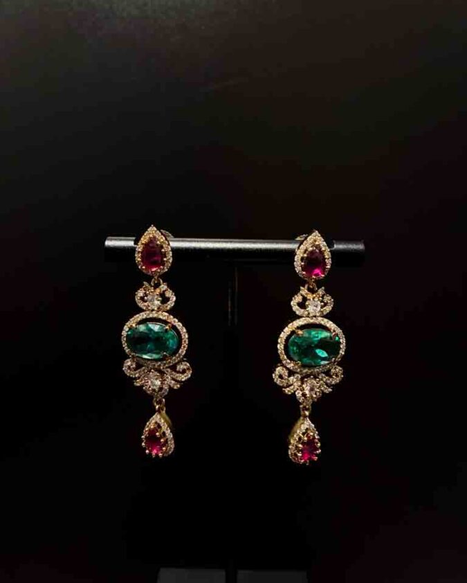 kundan Mossanaite Aqua Green Necklace Set - Image 3